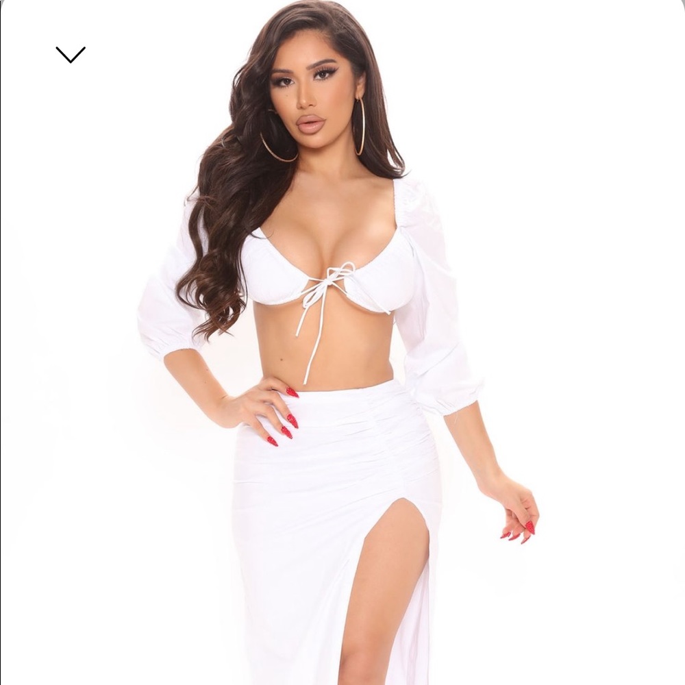 White skirt set